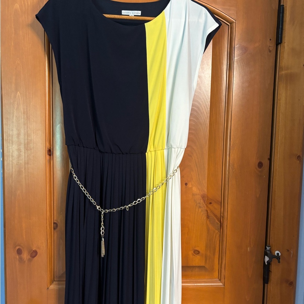 Sandra Darren Black and Yellow Sheath Mini Dress